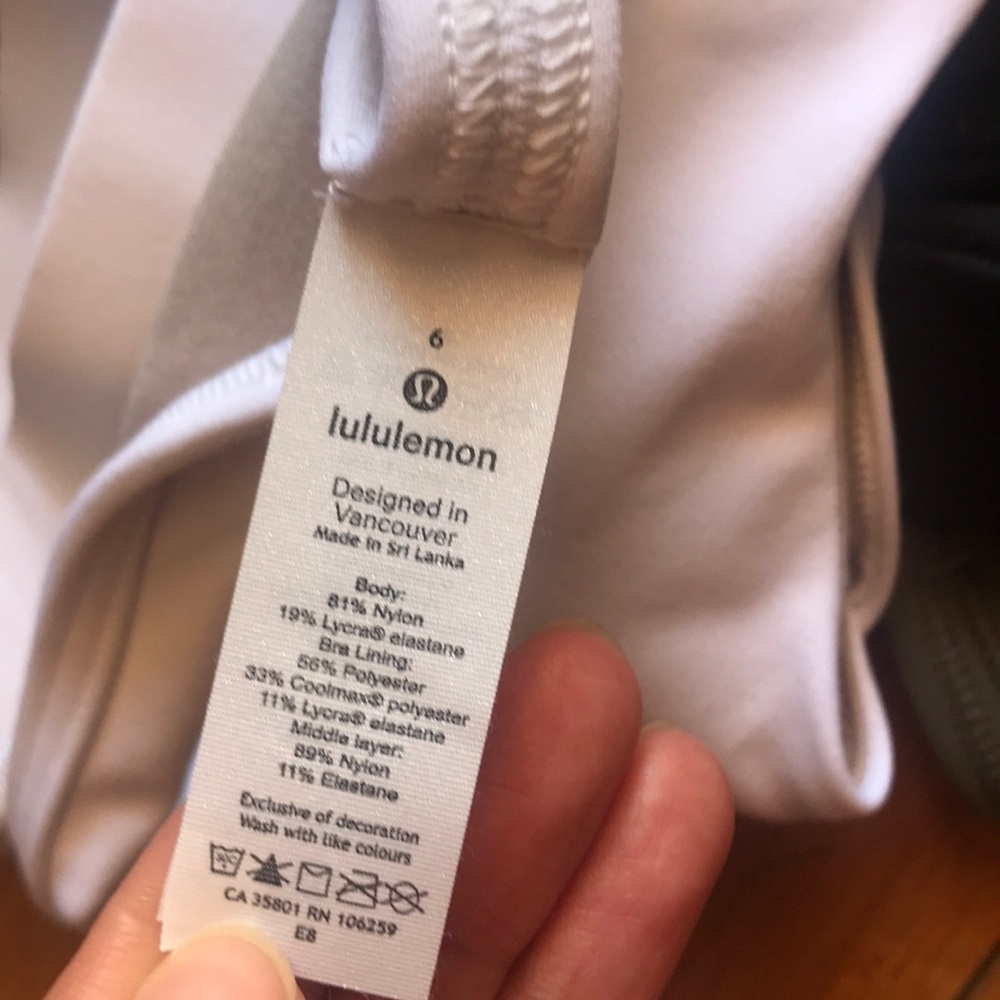 Lululemon Flow Y Bra Bundle, size 6 - Picture 8 of 9